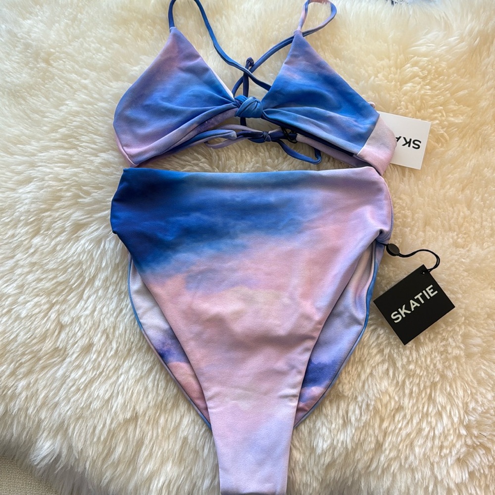 XS NWT Skatie Sarah top high waist bottom dream purple blue cloud bikini set